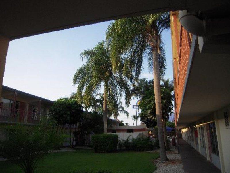 Days Inn By Wyndham West Palm Beach Eksteriør billede